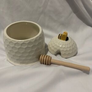 White Honeycomb Jar with Bee Lid and Dipper